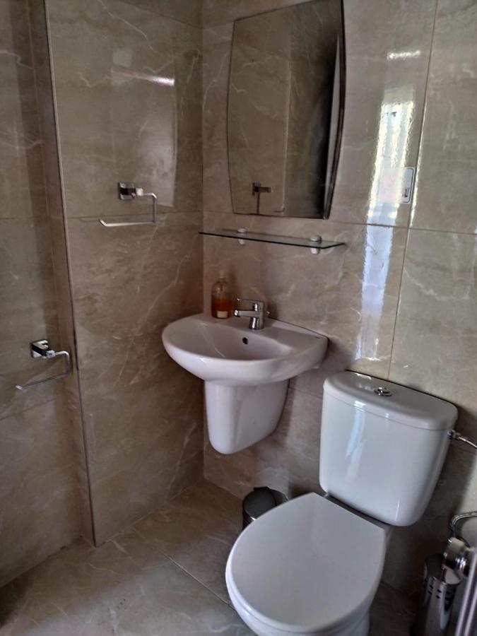 1 Bedroom Apartment Ларнака Екстериор снимка