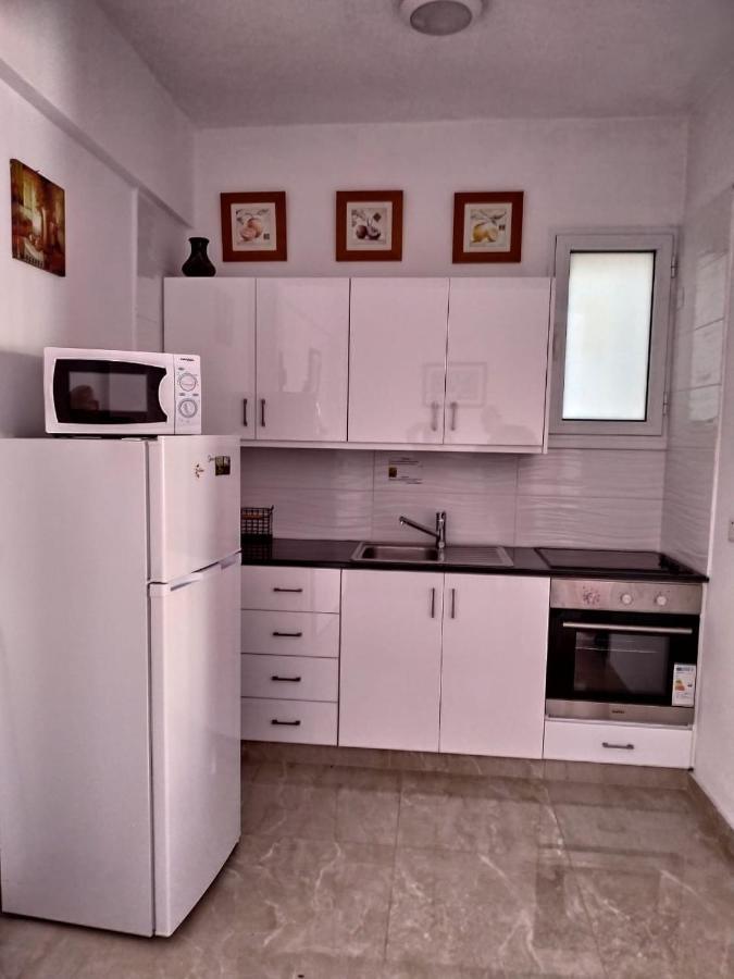 1 Bedroom Apartment Ларнака Екстериор снимка