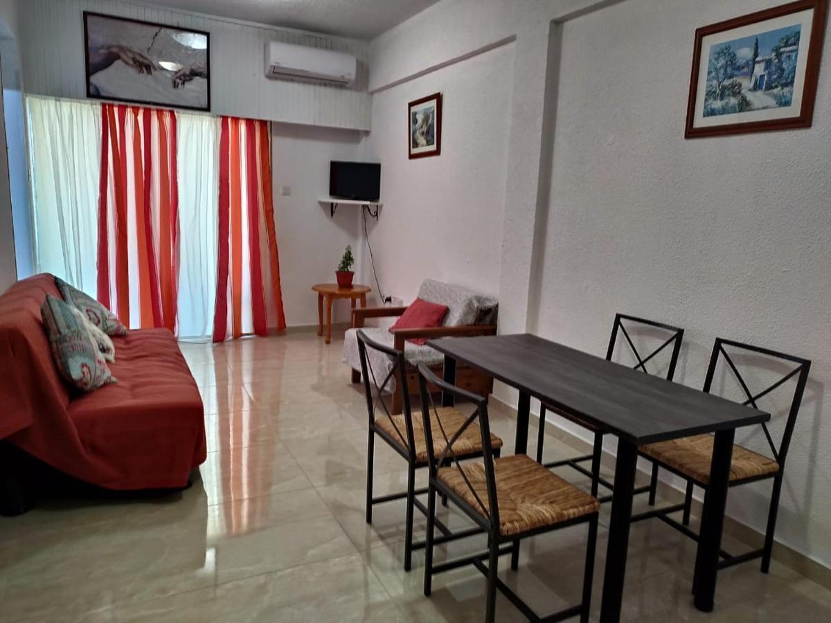 1 Bedroom Apartment Ларнака Екстериор снимка